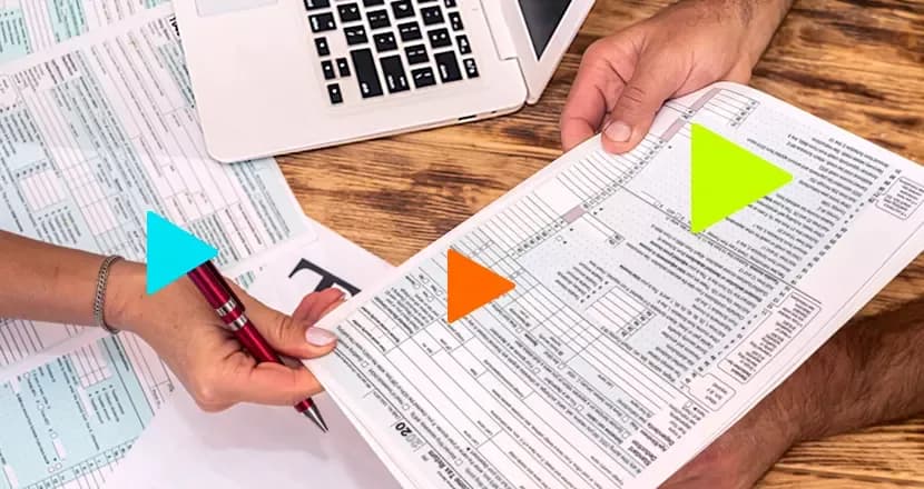 Consulta Cest: mesa com documentos