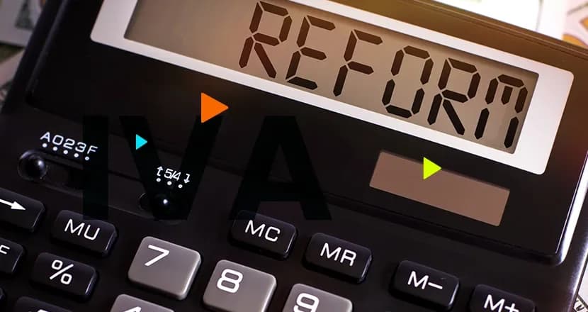 calculadora representando a reforma tributária e iva