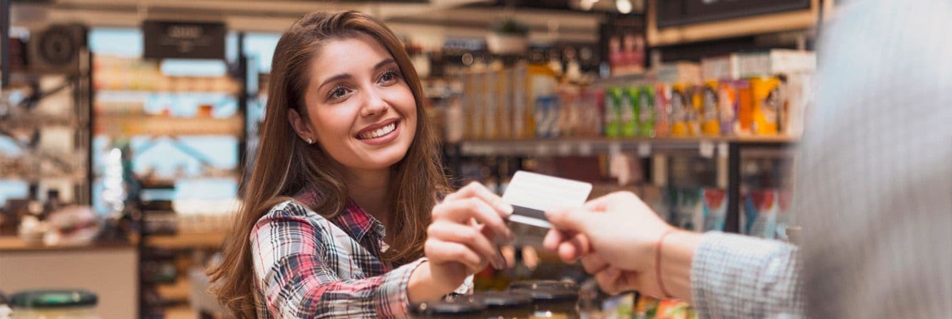 629f8855de657472e1097f1b_quais-os-criterios-para-escolher-um-sistema-pdv-para-supermercado.jpg