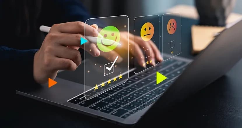empreendedor interagindo com a tela do notebook que representa os beneficios de