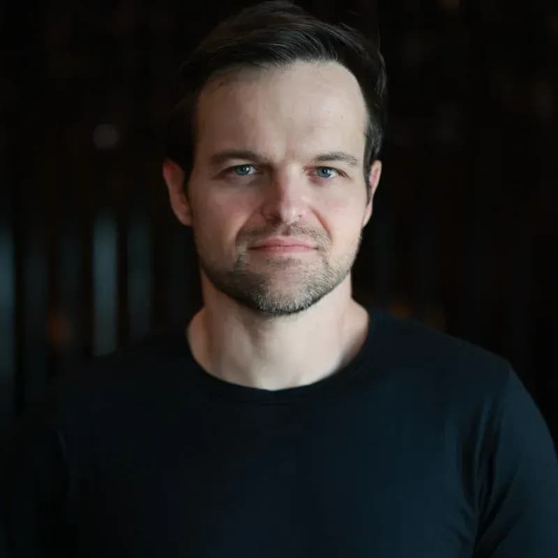 Eduardo Mayer.webp