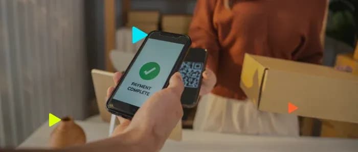 Pagamento confirmado com smartphone e código QR