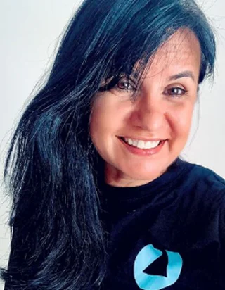 Mônica Victor Farias