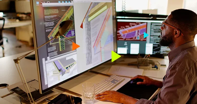 engenheiro utilizando software para construção civil