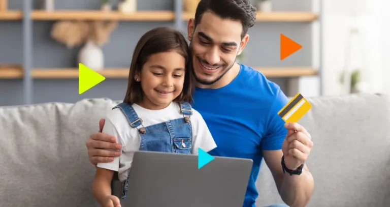 tipos de clientes: pai e filha usando computador