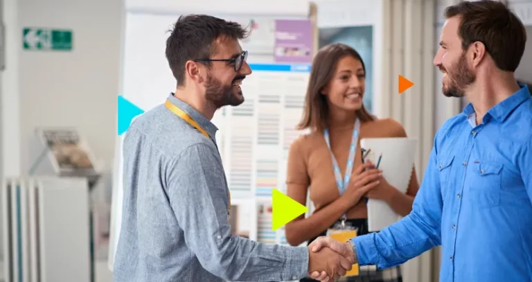 rapport: pessoas fazendo uma venda